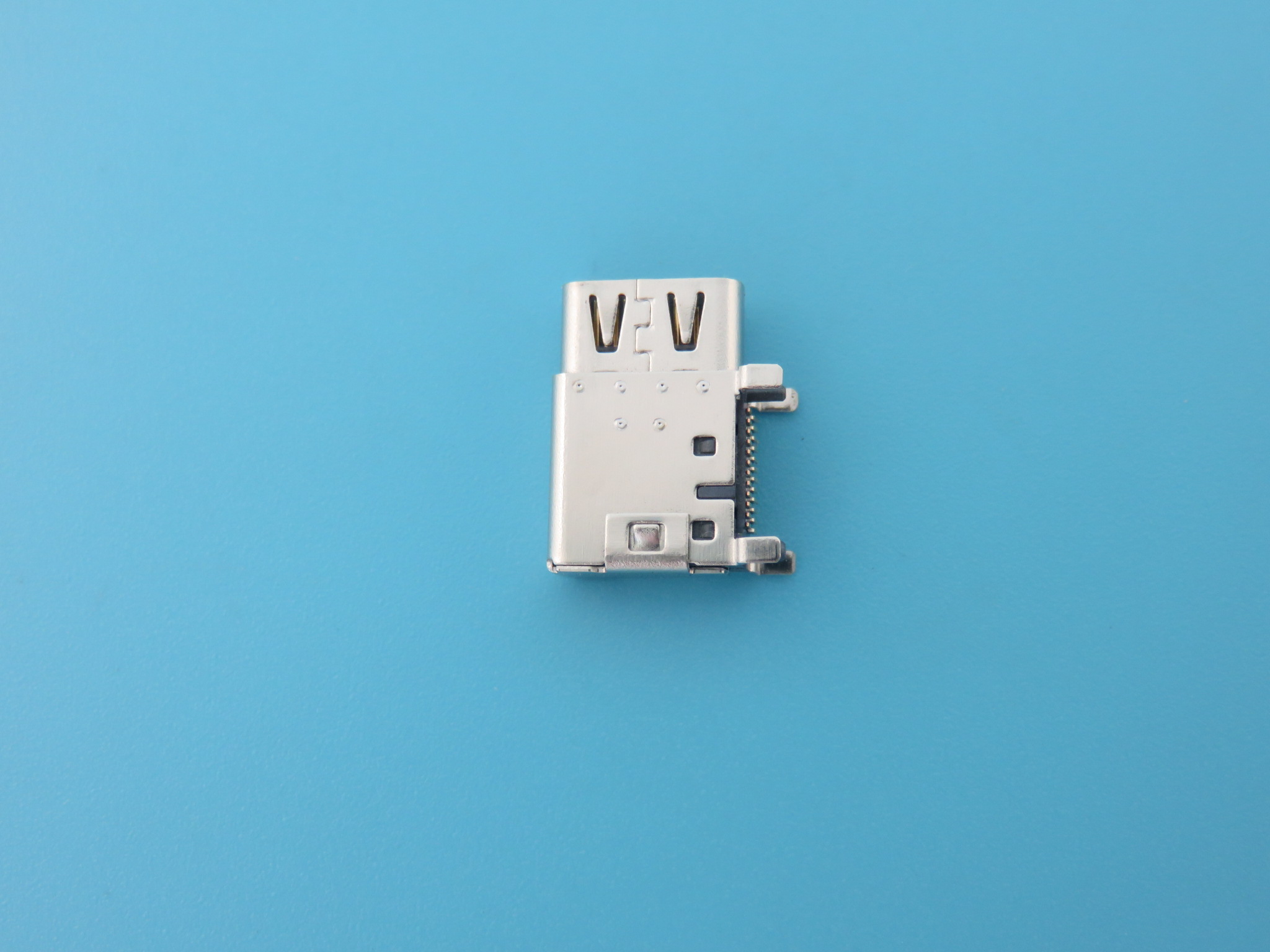 供应HDMI A TYPE 母座夹板1.6