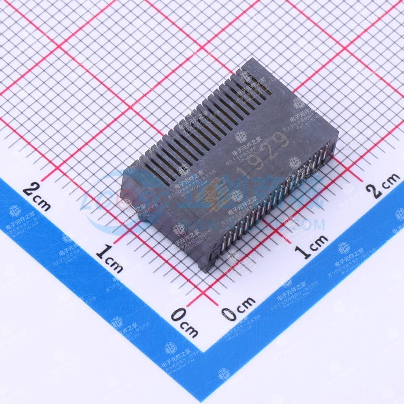 四小型可插拔（QSFP）产品