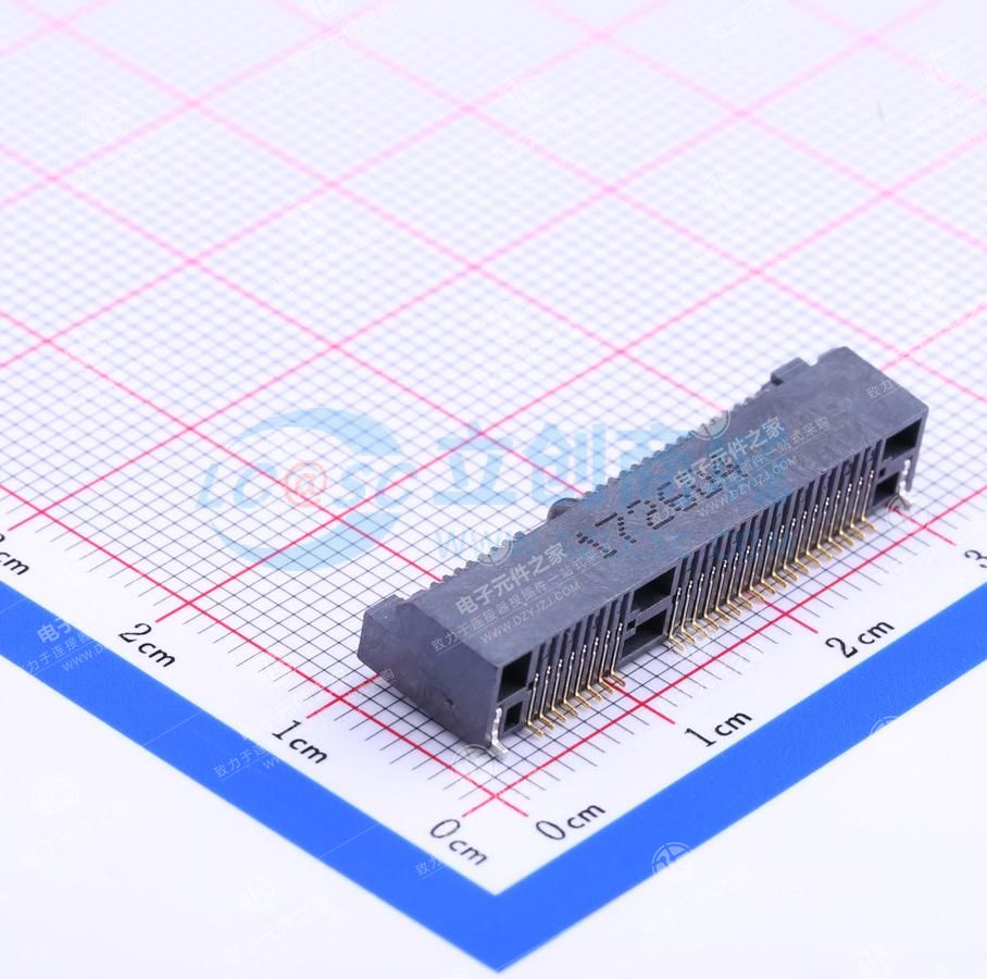 2合1 mSATA与PCI Express迷你卡连接器，5.6mm高度