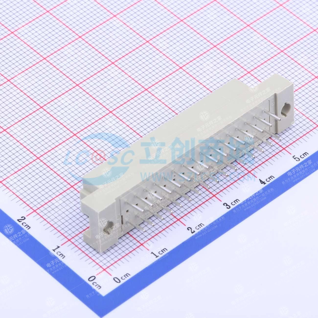 PIN:32P 间距:2.54mm 直插