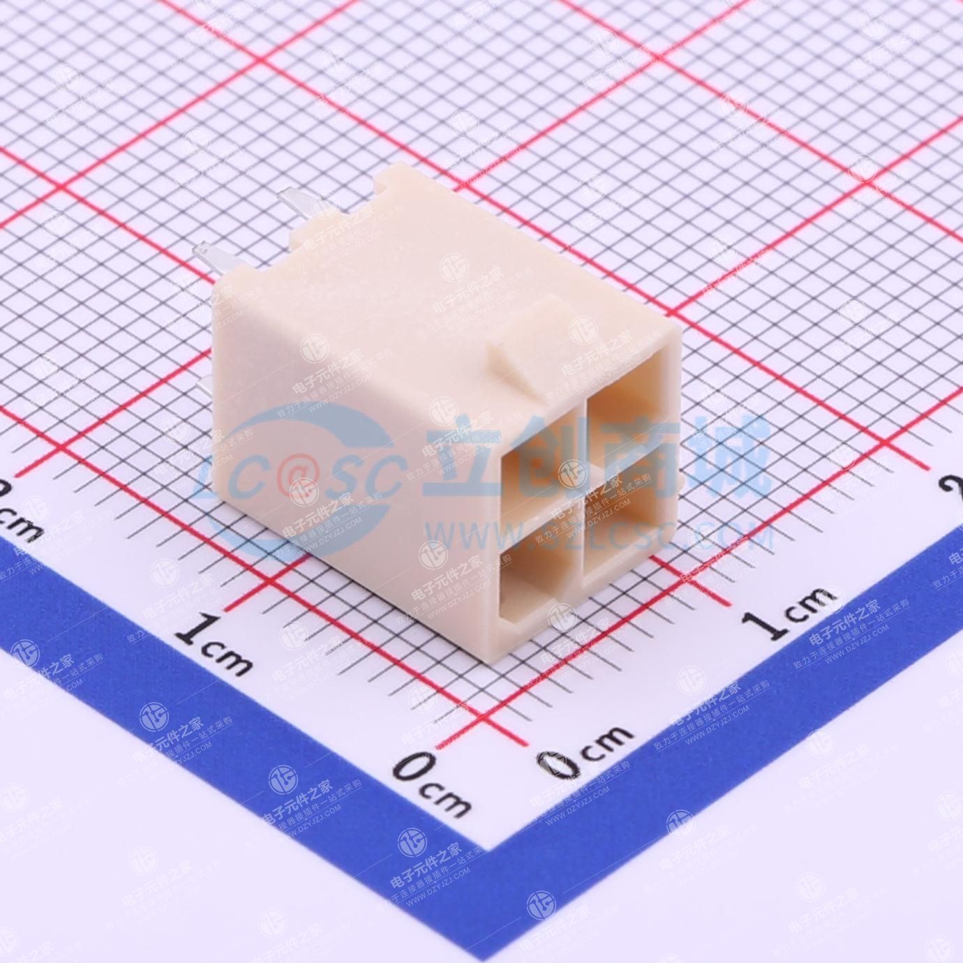 塑胶颗粒本色 2x2P 间距:4.2mm 直插