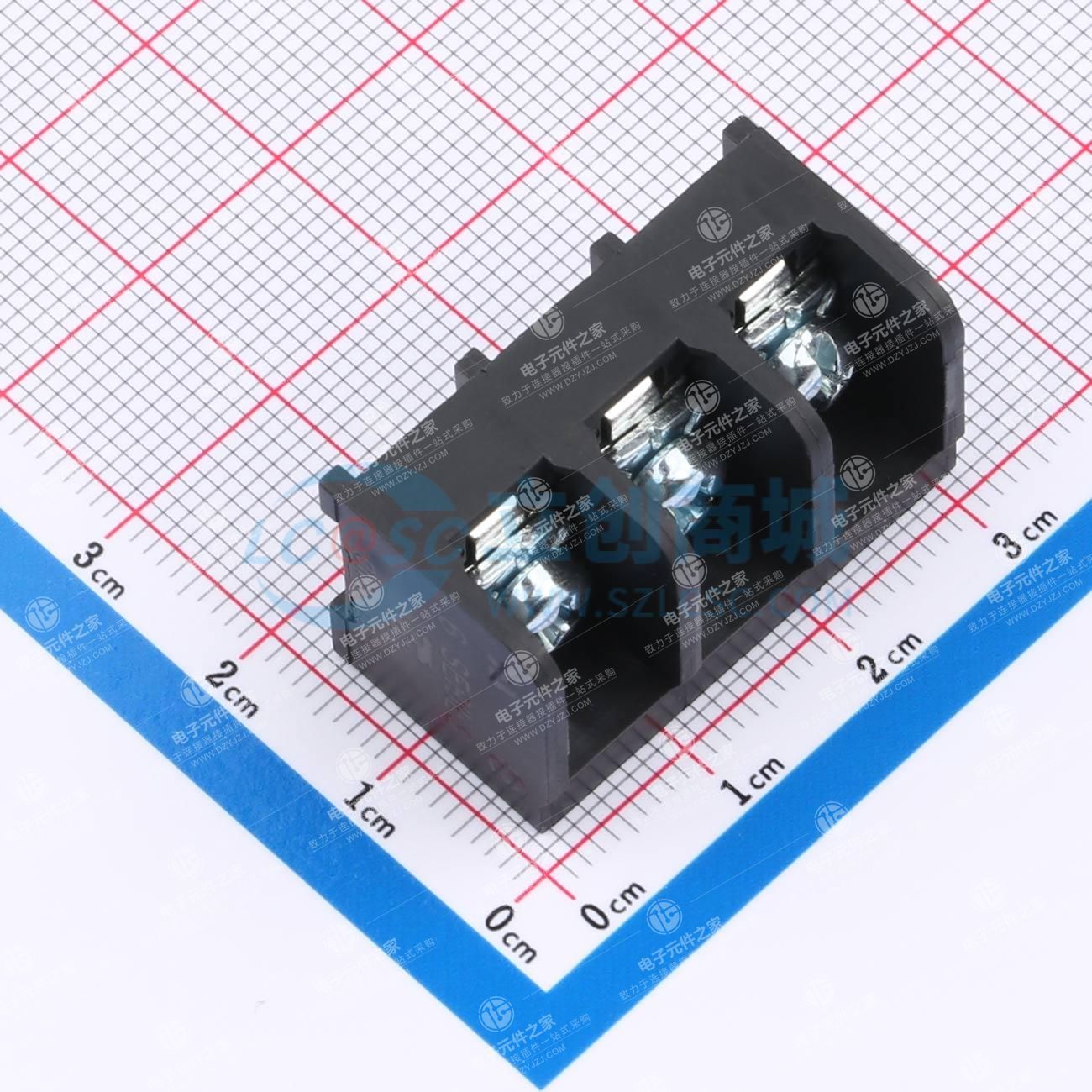 8.26mm 每排P数:3 排数:1