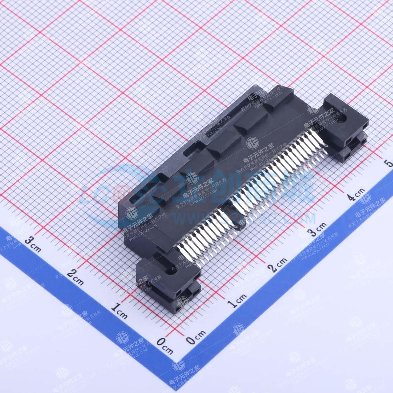 黑色 PCIE 4.0 夹板式 64PIN(X4) 带耳 Cap 镀金15u