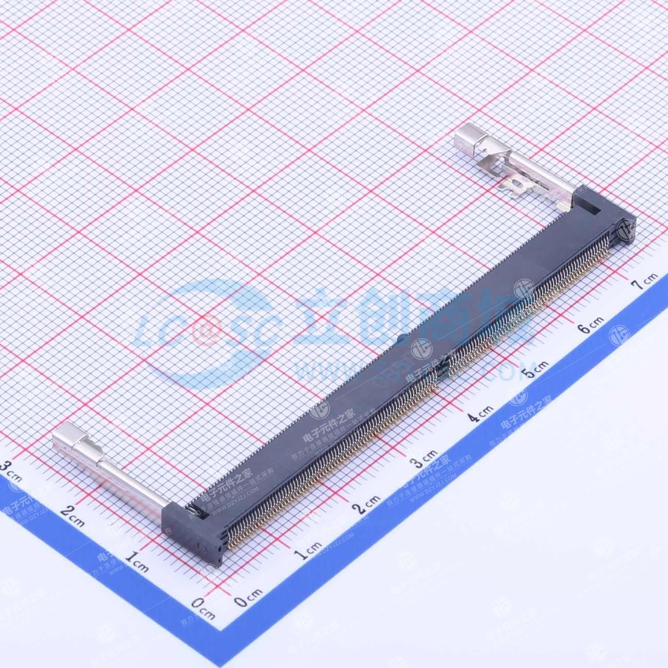 DDR4 SO DIMM连接器电气与机械特性