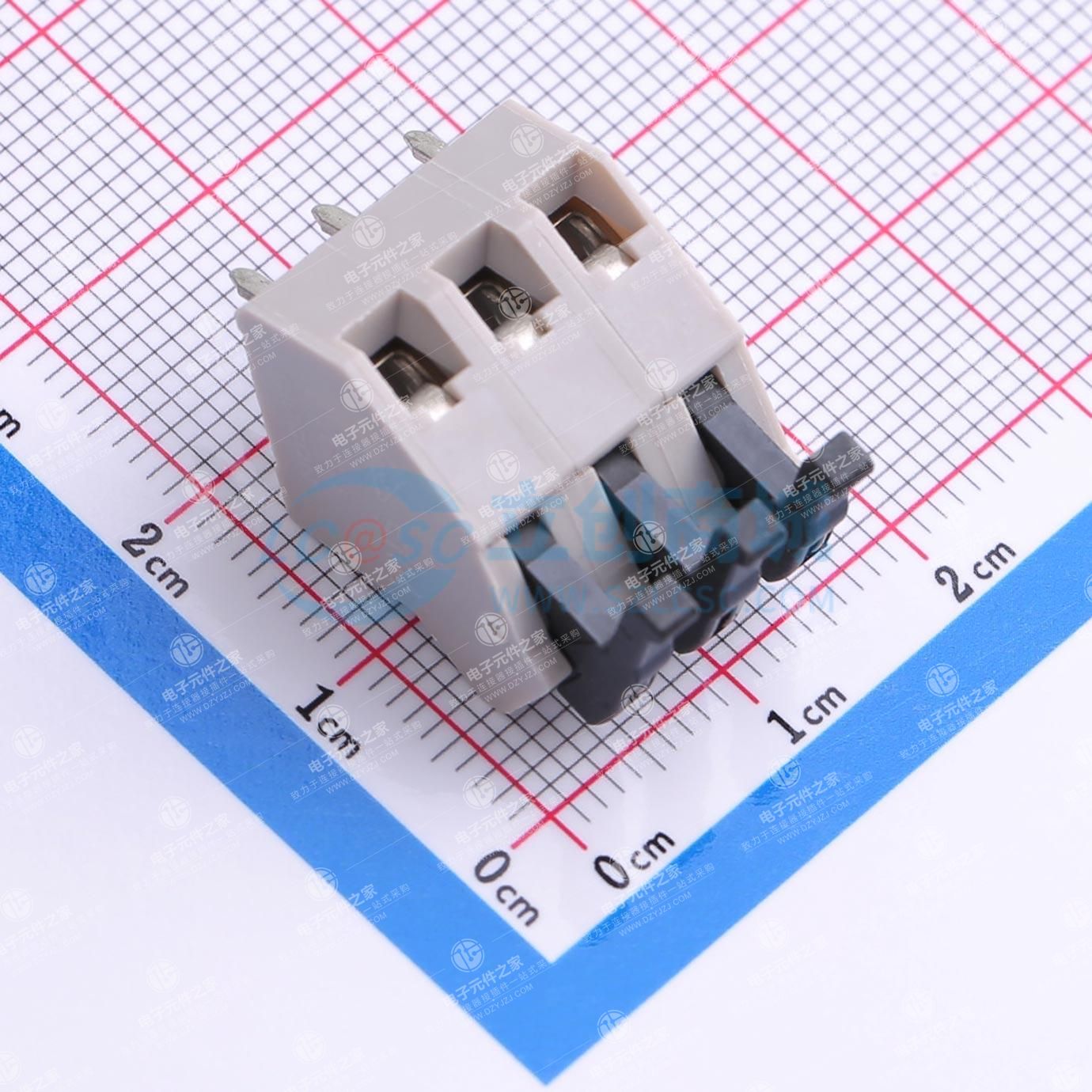 5mm 每排P数:3 排数:1