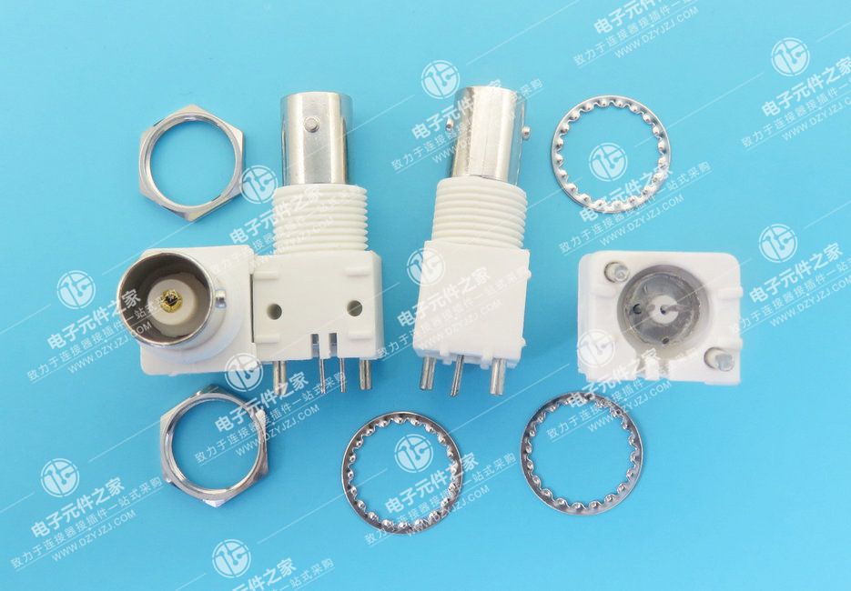 BNC 180°DIP 带孔 H35.0