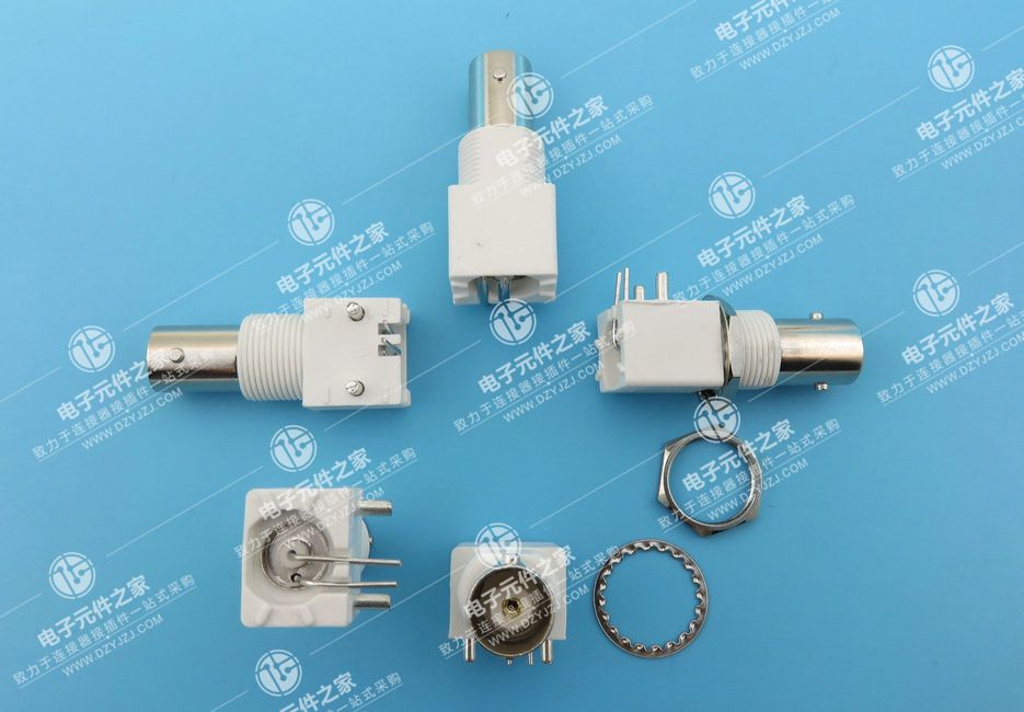 BNC 90°DIP 带孔 L35.0