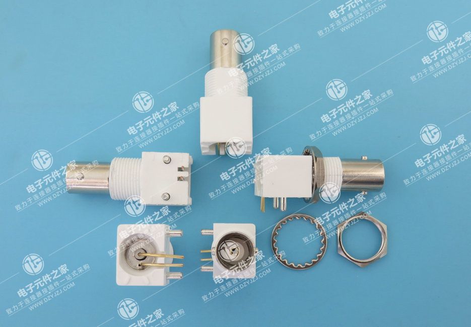 BNC 90°DIP 带孔 L35.0