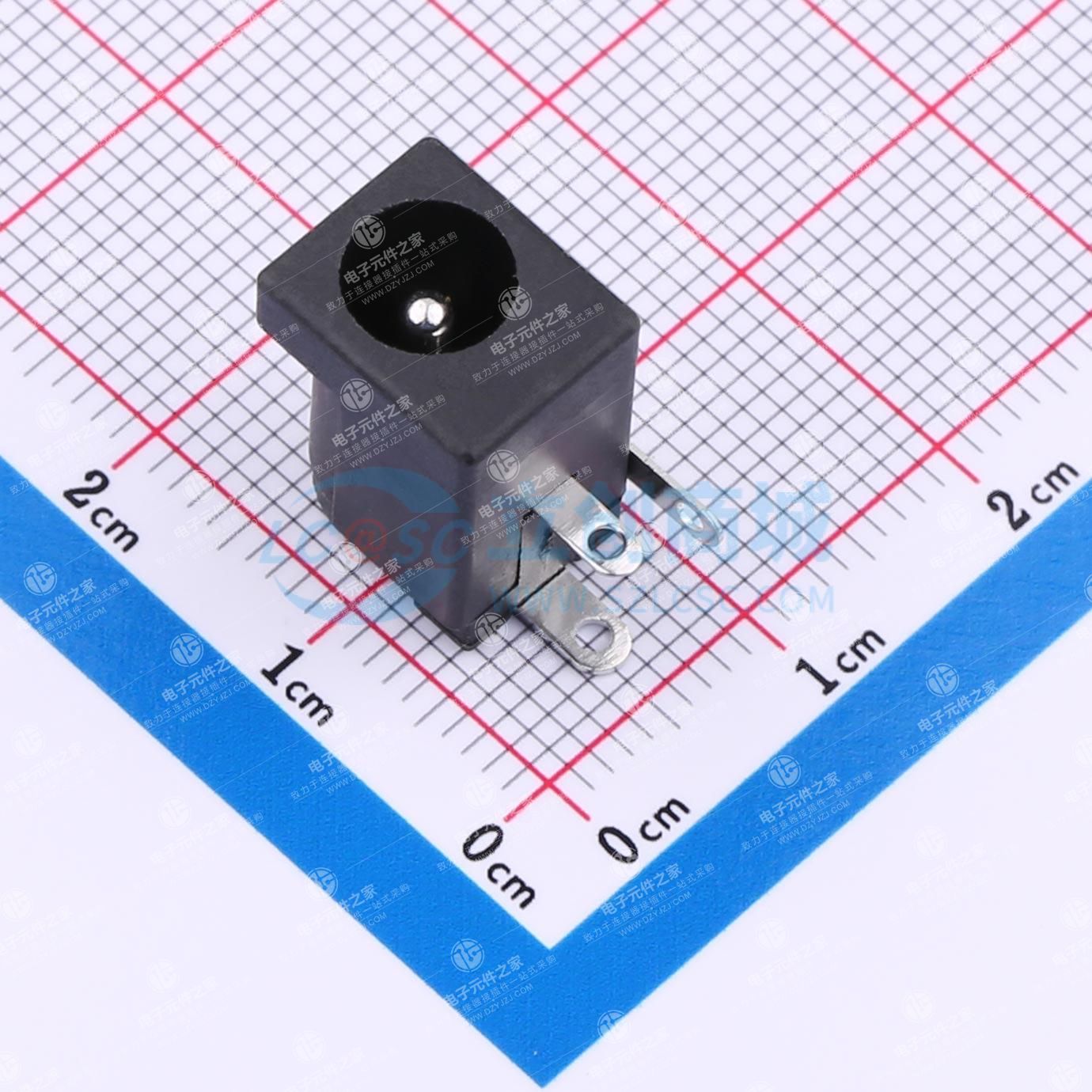 DC电源插座 内径:2mm 外径:6.4mm