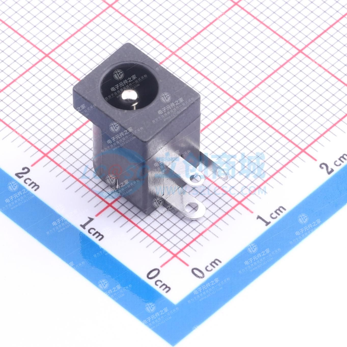 DC电源插座 内径:2mm 外径:6mm