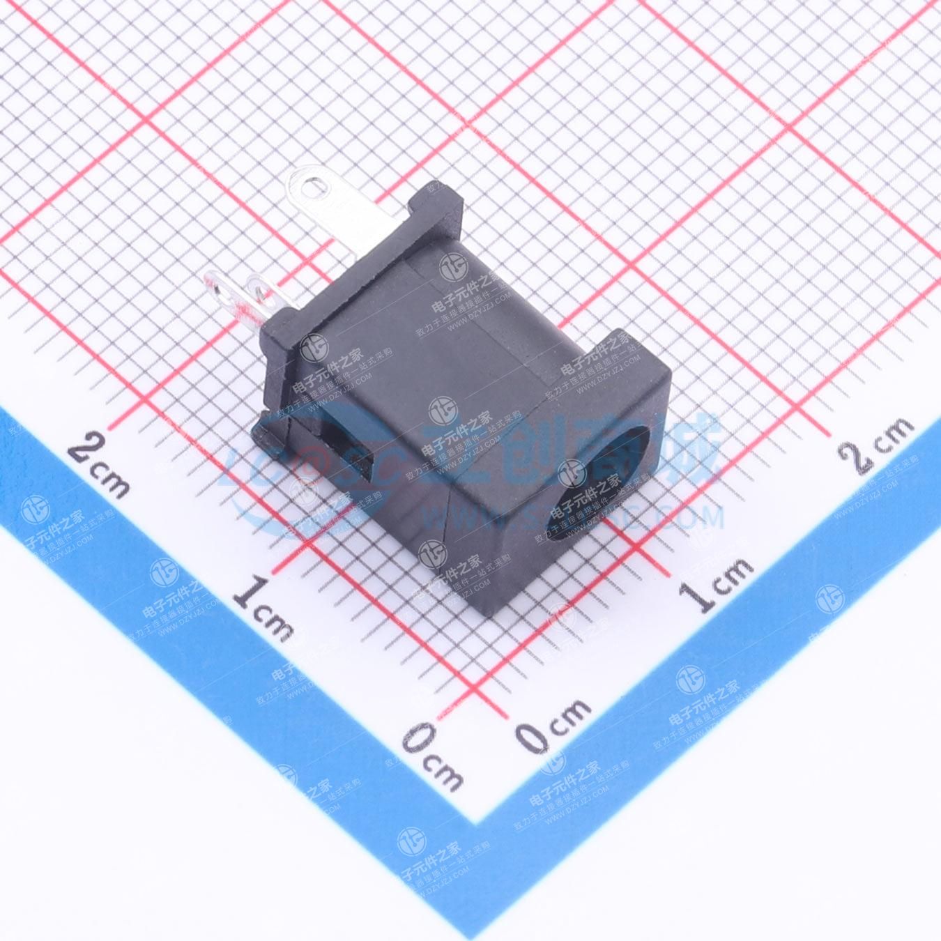 DC电源插座 内径:2.5mm 外径:6.4mm