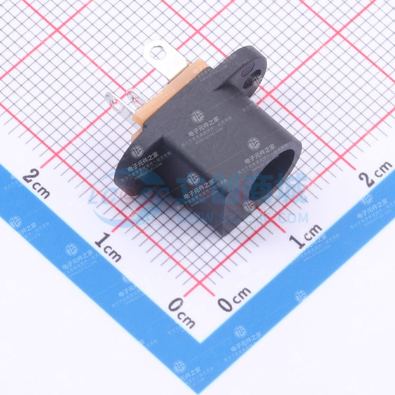 DC电源插座 内径:2mm 外径:6.4mm