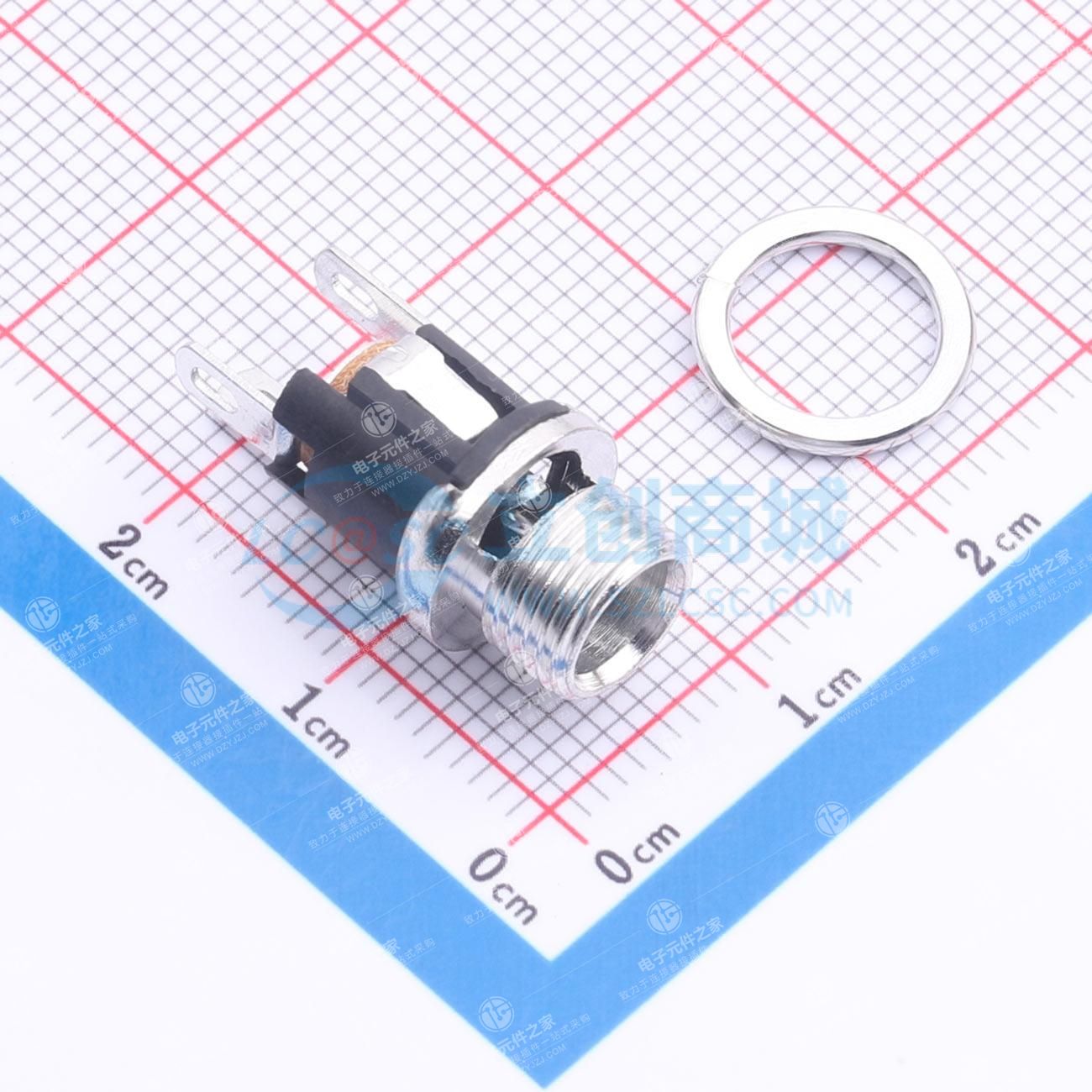 DC电源插座 内径:2.5mm 外径:5.6mm