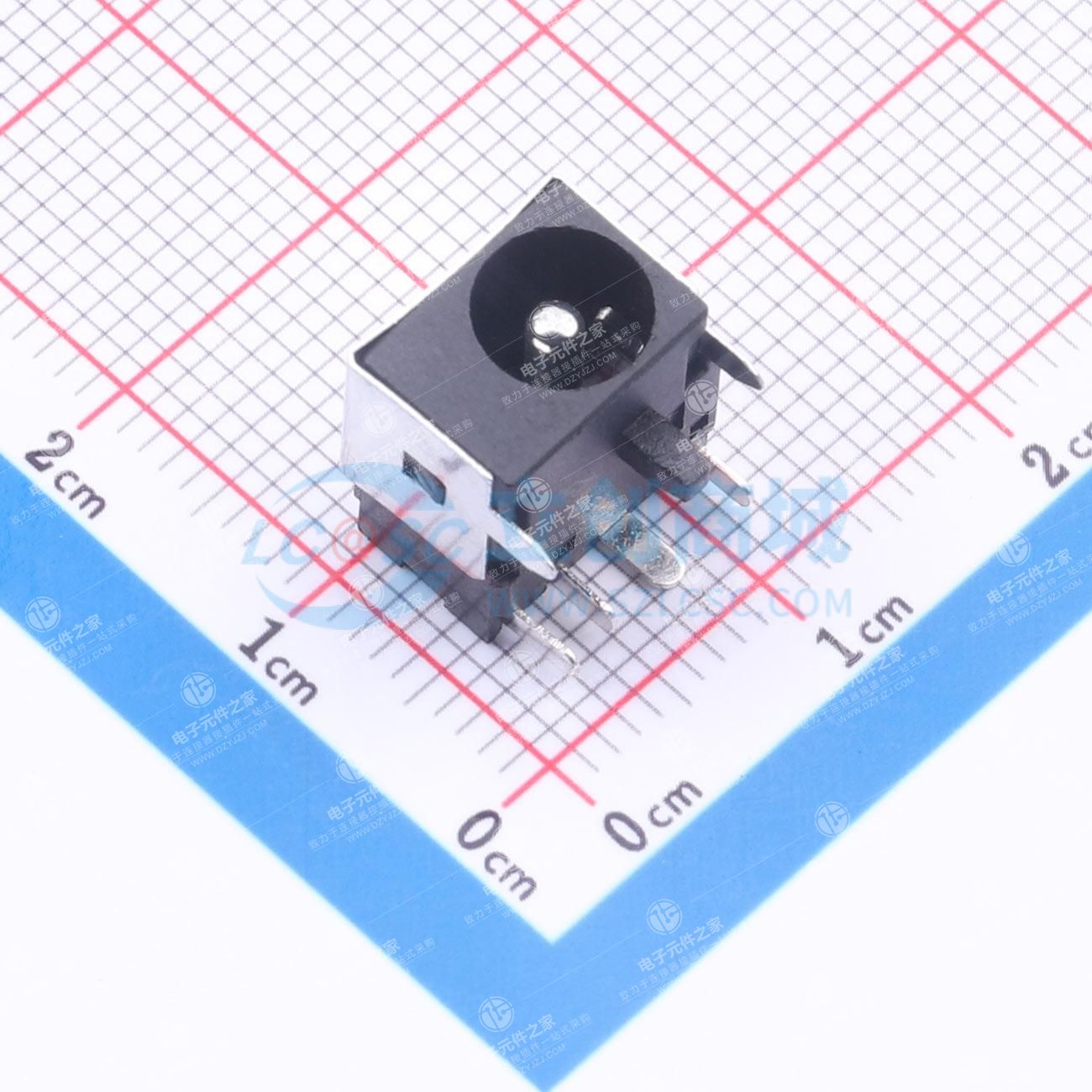 DC电源插座 内径:2mm 外径:6mm