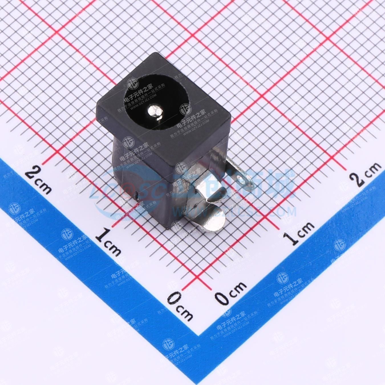 DC电源插座 内径:2mm 外径:6.3mm