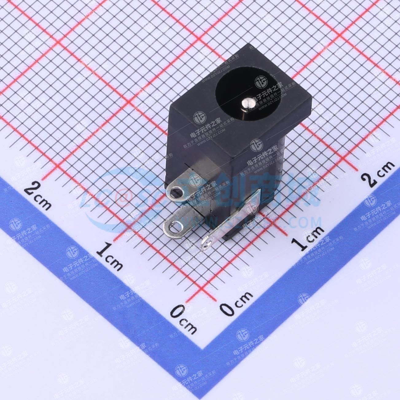 DC电源插座 内径:2mm 外径:6.4mm