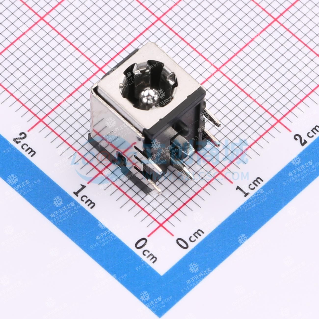 DC电源插座 内径:2.5mm 外径:6.45mm