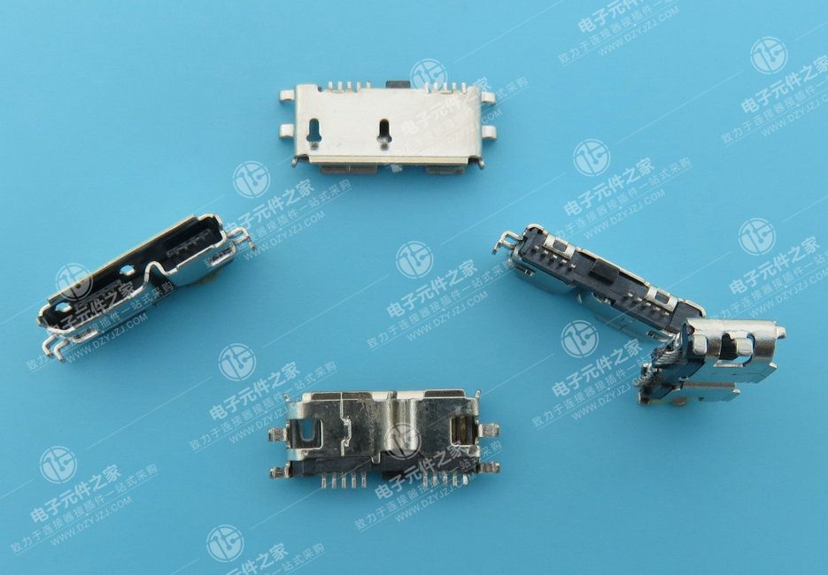 MICRO USB 3.0 四脚沉板