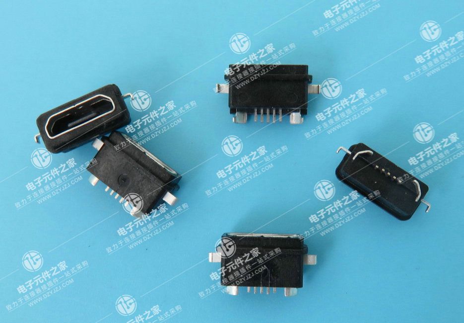 MICRO USB 5P 带防水胶圈 反沉板