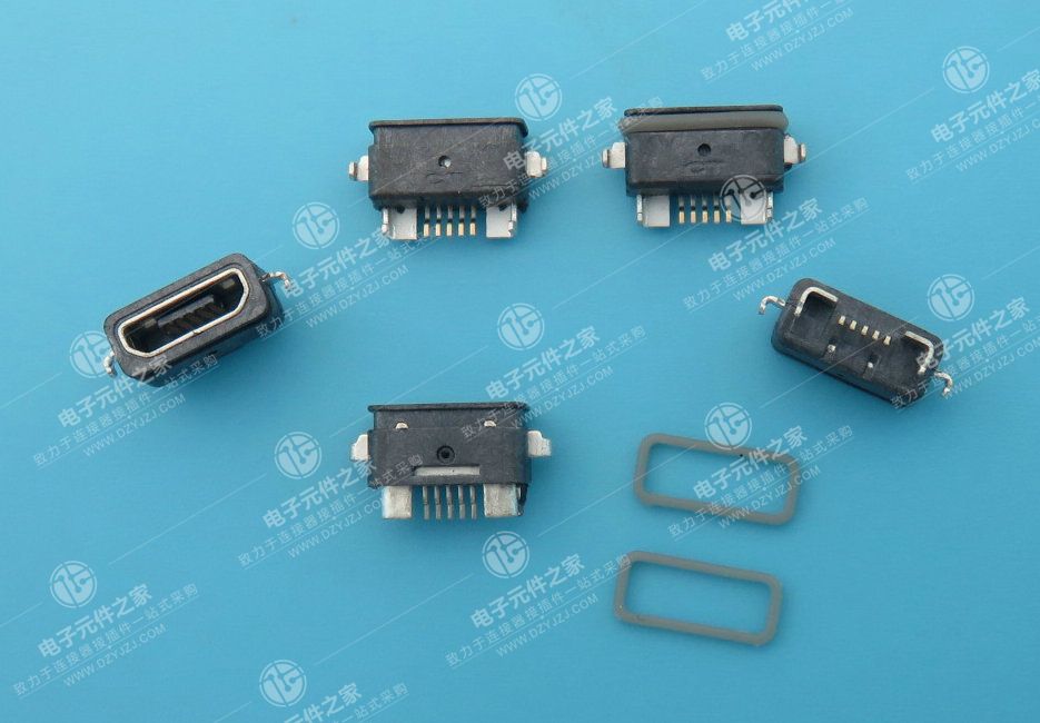 MICRO USB 5P 带防水胶圈 沉板