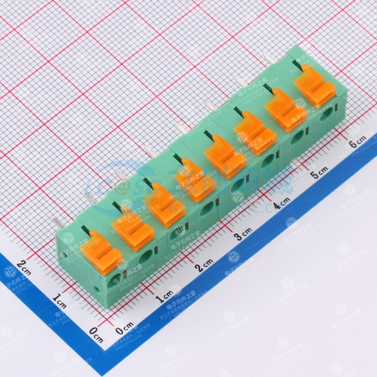 1x8P 7.62mm 每排P数:8 排数:1
