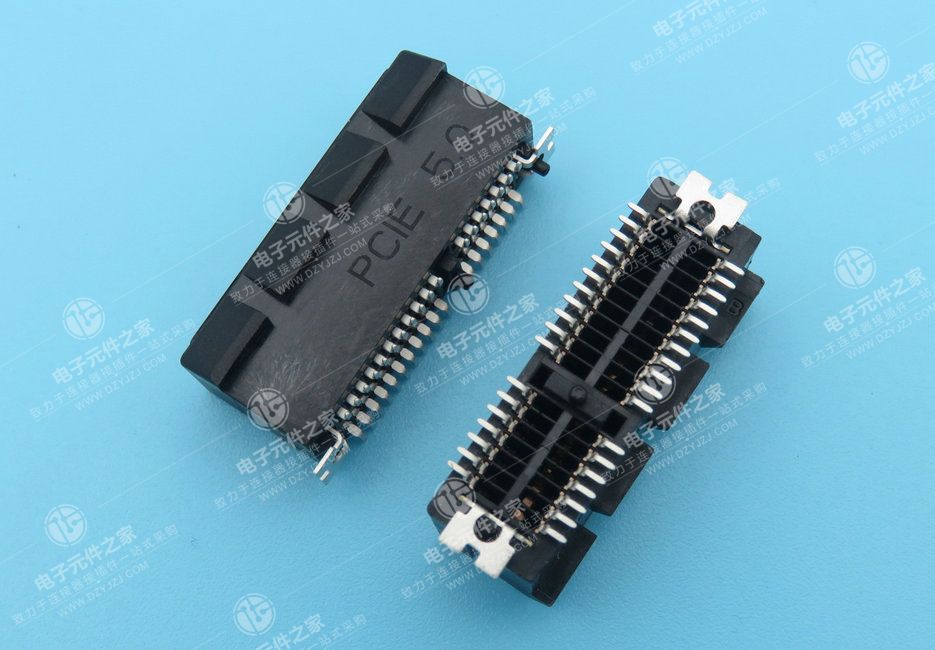 PCI-E Gen 5.0 立贴 侧面开槽