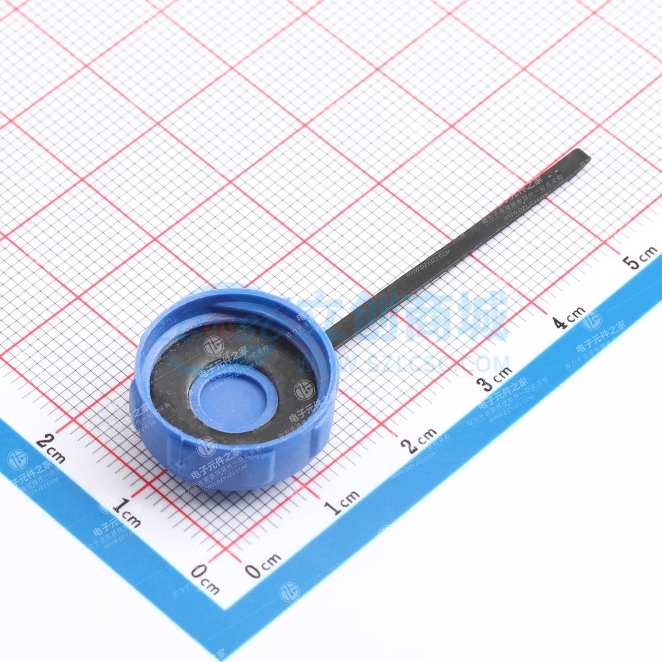 圆形电源连接器系列，具有高防护等级和多种安装配置
