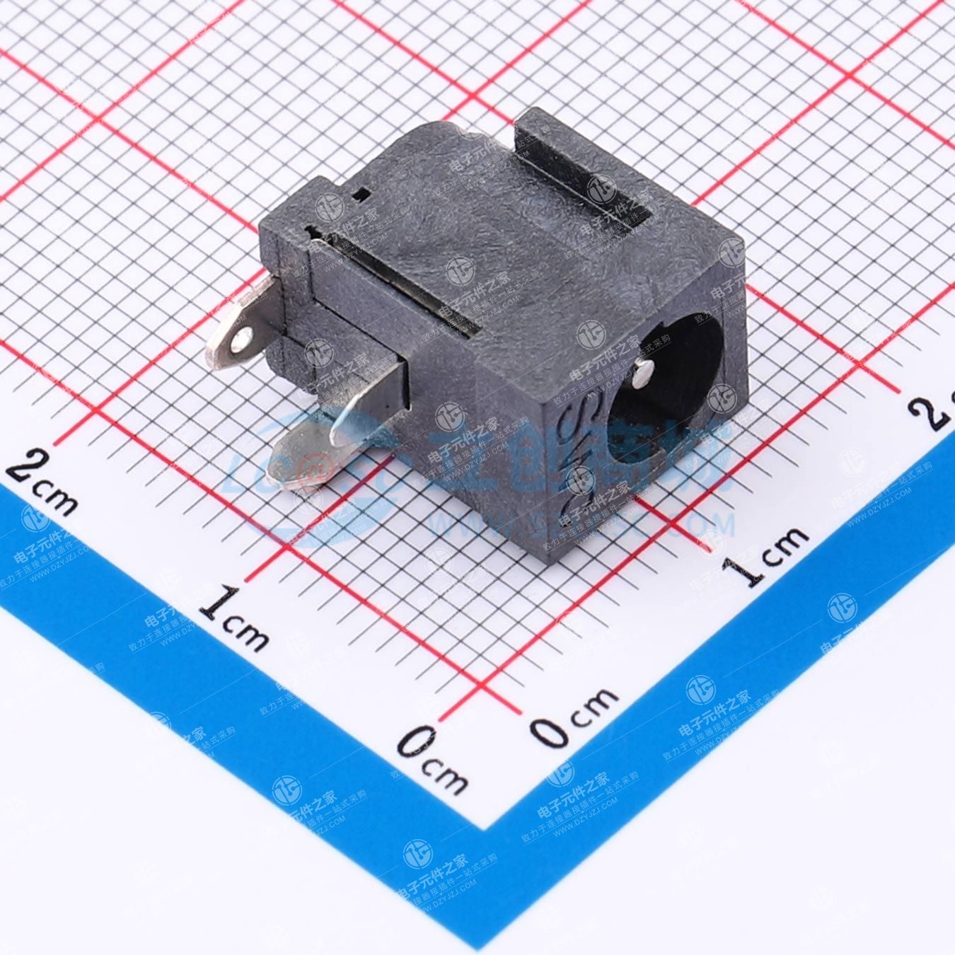 DC电源插座 内径:2mm 外径:6.3mm