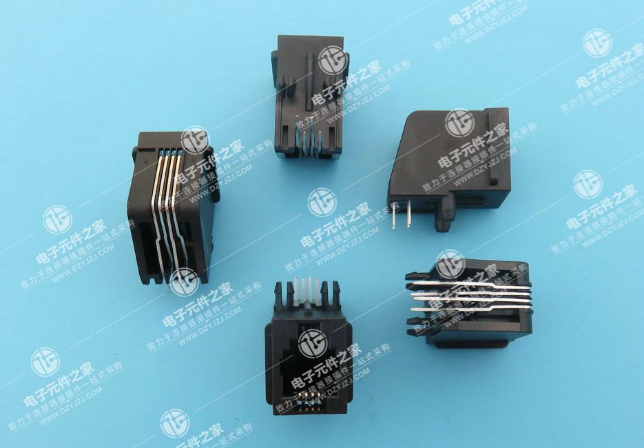 RJ11 4P4C 90°DIP 全塑带耳 尾部斜向下