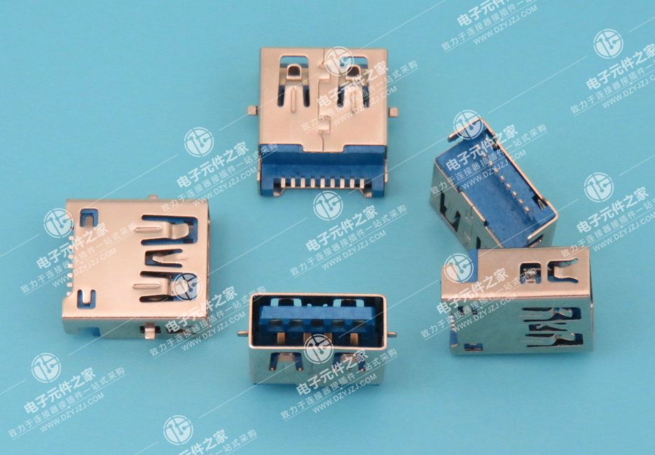 USB 3.0 AF 沉板平口 居中款